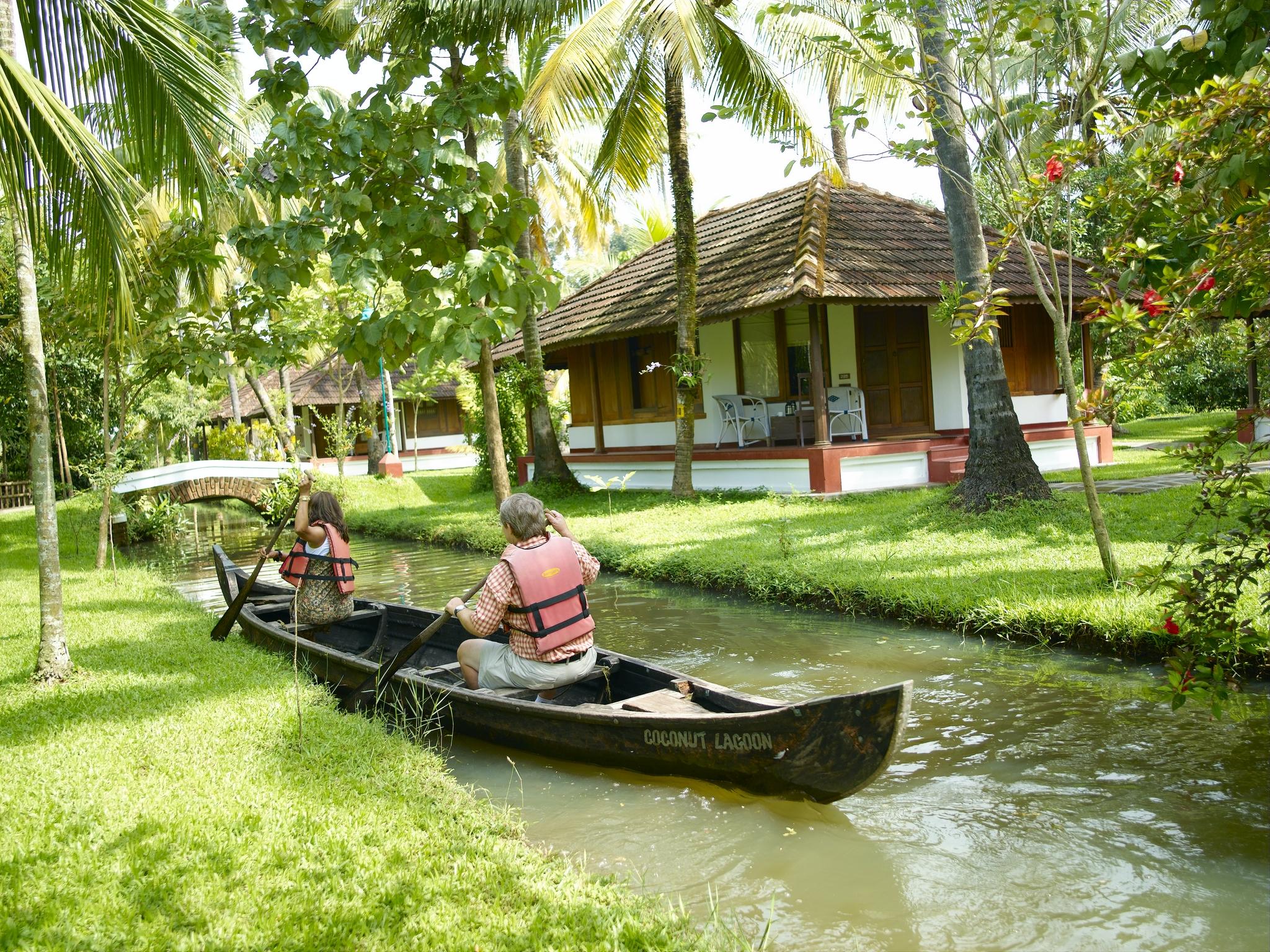 Готель Coconut Lagoon Kumarakom- A Cgh Earth Experience Екстер'єр фото