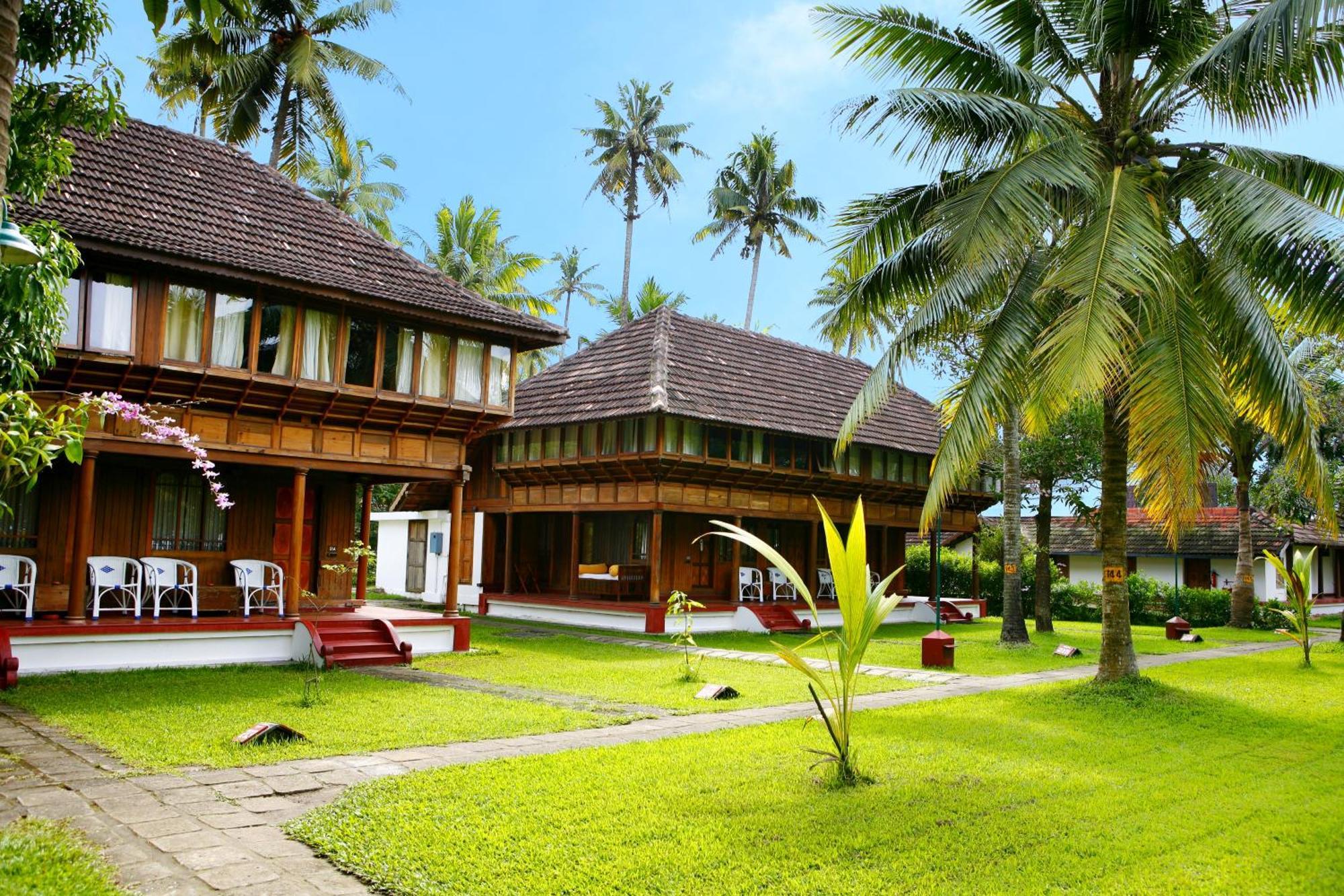 Готель Coconut Lagoon Kumarakom- A Cgh Earth Experience Екстер'єр фото